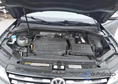 2020 Volkswagen Tiguan 2.0T Se/2.0T Se R-Line Black/2.0T Sel z USA, uszkodzony, nr VIN 3VV2B7AX7LM011653